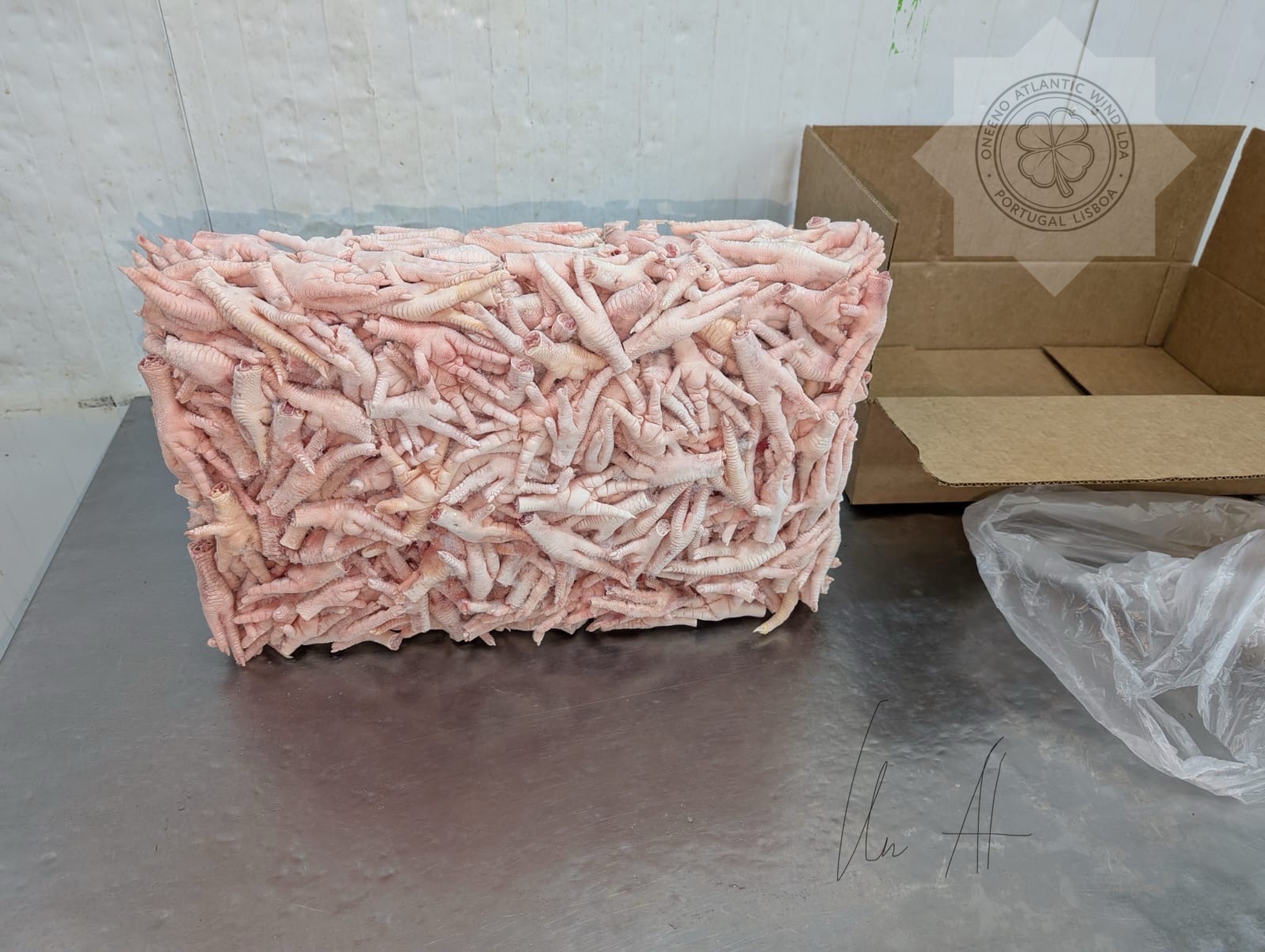 凤爪 _ FROZEN CHICKEN PAWS